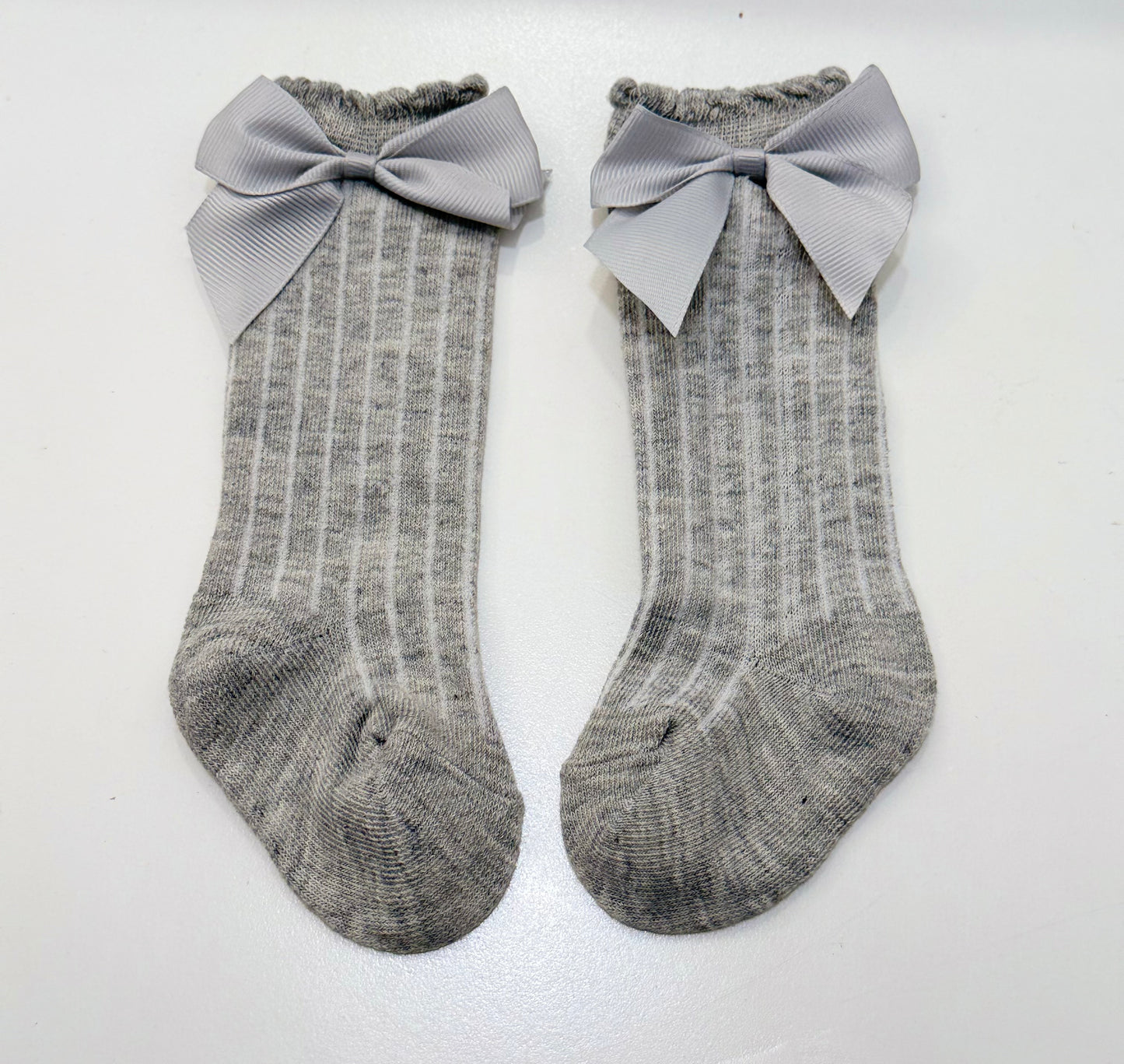 Calcetines altos para niña
